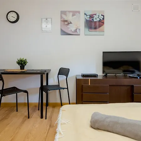 Ubytování v soukromí Nanoc - Obok Lubelskich Szpitali I Centrum Lublina *