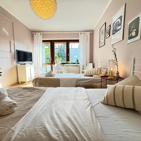 民宿 Nanoc - Obok Lubelskich Szpitali I Centrum Lublina *